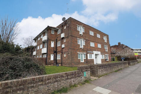 36 bedroom block of apartments for sale