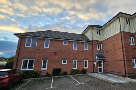 2 bedroom flat for sale
