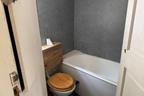 1 bedroom end of terrace house for sale