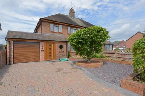Monkmoor Road, Monkmoor, Shrewsbury 4 bed semi