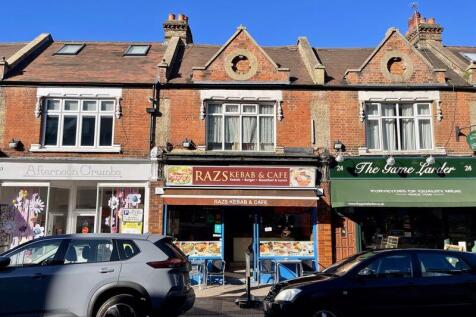 The Parade, Esher 1 bed flat for sale
