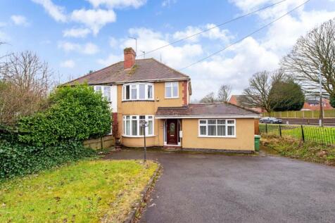 4 bedroom semi-detached house for sale