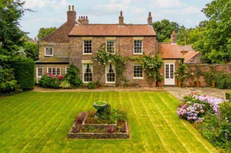 The Old Vicarage, Topcliffe, Thirsk... 6 bed detached house for sale