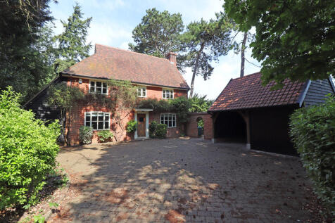 London Road, Capel St. Mary 5 bed detached house for sale