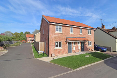 Prior Gardens, Grove Road, Bentley 3 bed semi