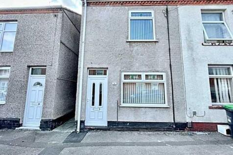 2 bedroom end of terrace house for sale