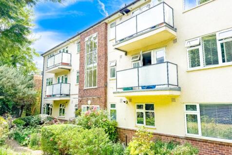Riverview Heights, Eglinton Hill... 2 bed apartment for sale