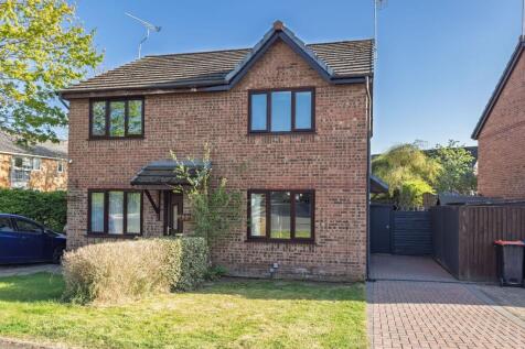 Cawdor Drive, Vicars Cross, CH3 5PU 2 bed semi