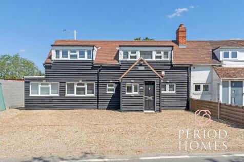 4 bedroom semi-detached house for sale