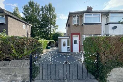 Hall Road, Handsworth, Sheffield, S13... 3 bed semi