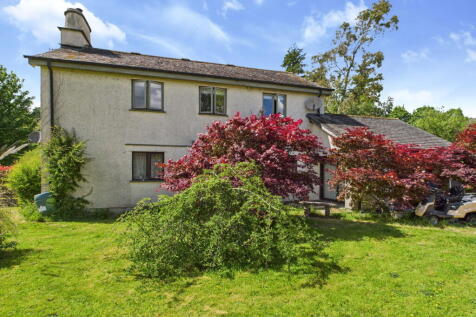 2 bedroom ground floor flat for sale