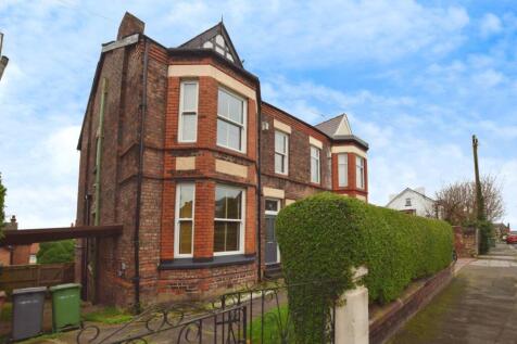 4 bedroom semi-detached house for sale