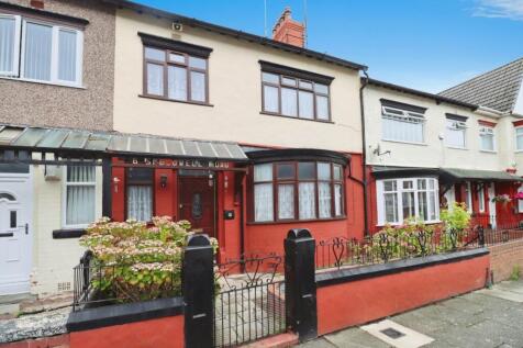 4 bedroom terraced house for sale