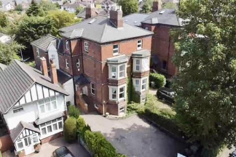 Barnwood Road, Gloucester GL2 5 bed semi