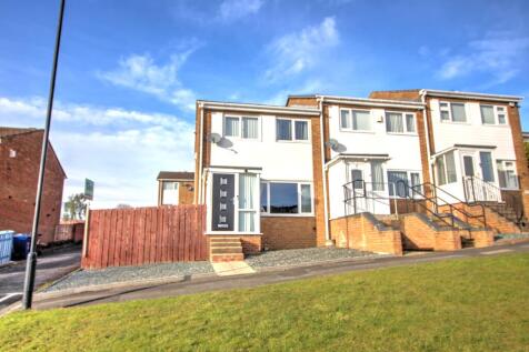 3 bedroom end of terrace house for sale