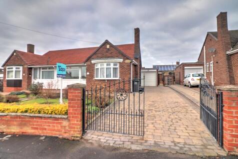 2 bedroom semi-detached bungalow for sale