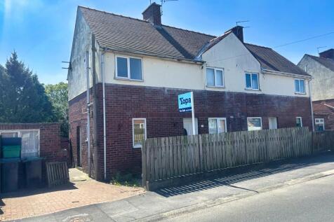 2 bedroom semi-detached house for sale