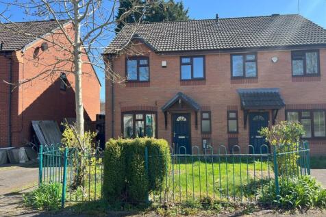 40 Greaves Square, Kings Norton... 3 bed semi