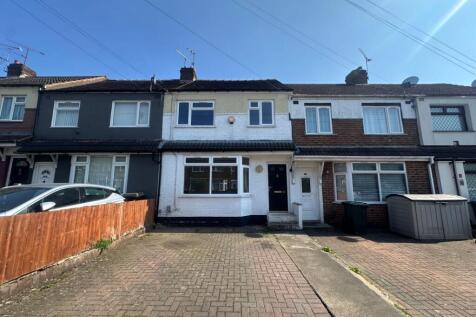 81 Glaisdale Avenue, Coventry, CV6 4LQ 3 bed terraced house for sale