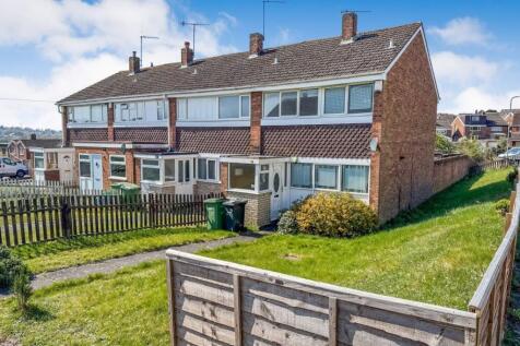 32 Mousehall Farm Road, Brierley... 3 bed end of terrace house for sale