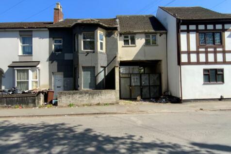 2A Clifford Street, Wolverhampton... 4 bed end of terrace house for sale