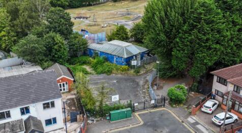 Detached house for sale