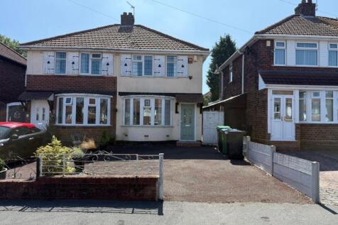 54 Birch Crescent, Oldbury, B69 1UE 2 bed semi