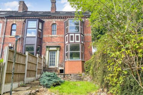 15 Hawthorn Terrace, Leek, ST13 6AW 4 bed terraced house for sale