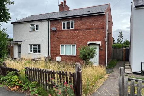 63 Tomkinson Road, Nuneaton, CV10 8DS 3 bed semi