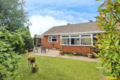 2 bedroom bungalow for sale