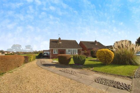 3 bedroom chalet for sale