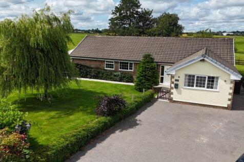 4 bedroom detached bungalow for sale