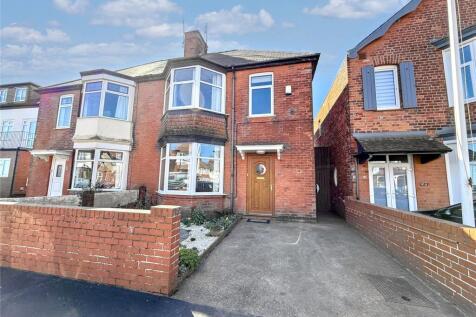 Meadowfield Road, Bridlington, East ... 3 bed semi