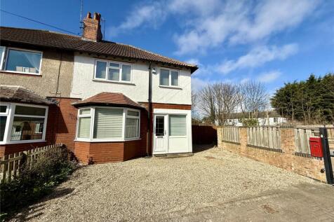 Trinity Avenue, Bridlington, East... 3 bed semi