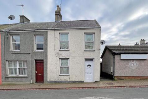 William Street, Holyhead, Isle of... 3 bed end of terrace house for sale