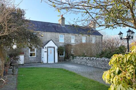 Marianglas, Isle of Anglesey, LL73 3 bed semi