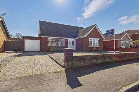 Coles Avenue, Alford LN13 4 bed detached bungalow for sale