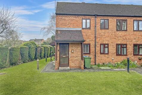 Brentwood Gardens, Brentwood Avenue, CV3 2 bed maisonette for sale
