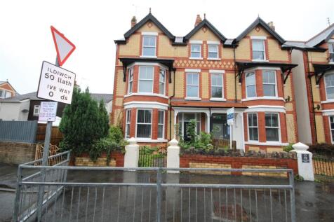 Greenfield Road, Colwyn Bay 2 bed flat for sale
