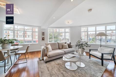 2 bedroom flat for sale