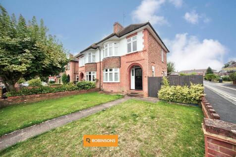 Kingscroft Avenue, Dunstable 3 bed semi