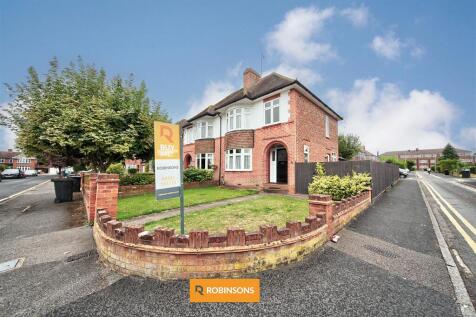 Kingscroft Avenue, Dunstable 3 bed semi