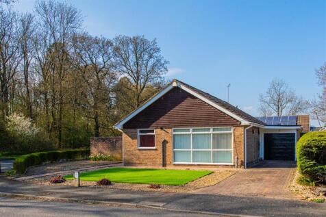2 bedroom bungalow for sale