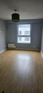Wallace Street, Glasgow 2 bed flat for sale