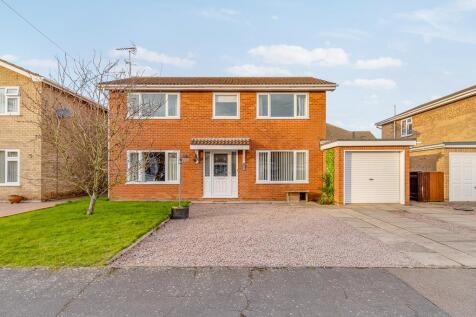 Mountbatten Avenue, Pinchbeck, Spalding 4 bed detached house for sale