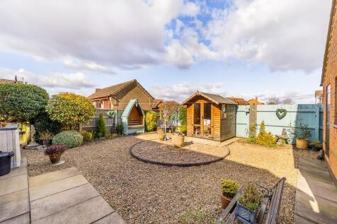 Decoy Close, Pinchbeck, Spalding 2 bed detached bungalow for sale