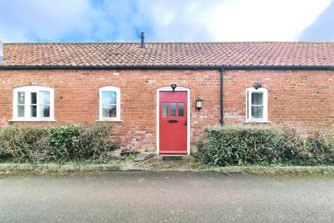 St. Peter Close, Gosberton 2 bed barn conversion for sale