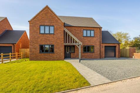 Bernhards Close, Donington, Spalding 5 bed detached house for sale