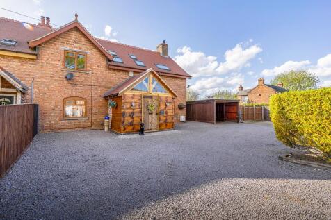 Mill Drove South, Cowbit, Spalding 5 bed semi
