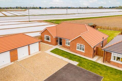 Liberty Place, Quadring, Spalding 3 bed detached bungalow for sale